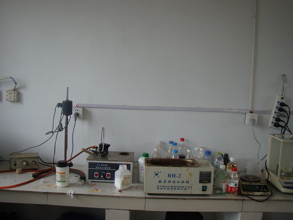 酸(suan)洗緩蝕(shi)抑霧劑(ji)實驗室(shi)